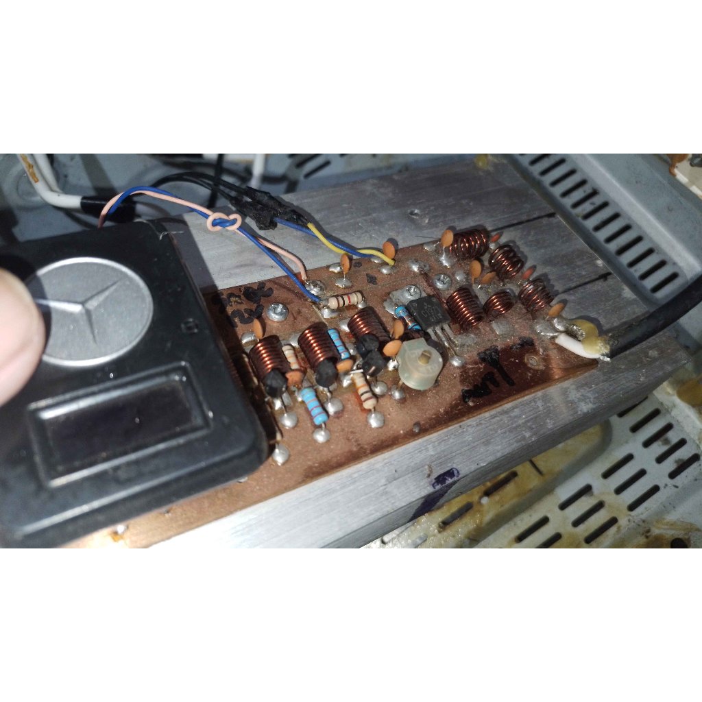 PEMANCAR RADIO FM 5 WATT