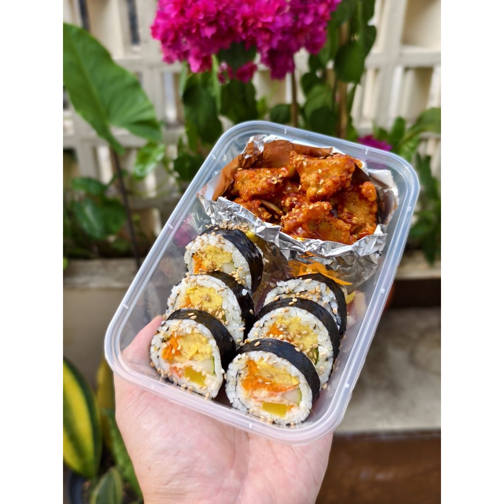 

Paket Combo Kimbab + KOREAN CHICKEN