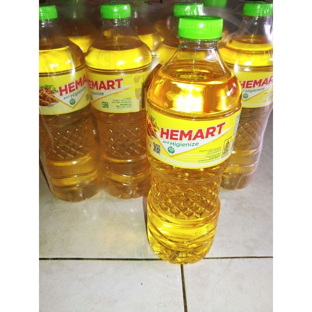 

minyak goreng hemart 900ml 1 krat (isi 12)