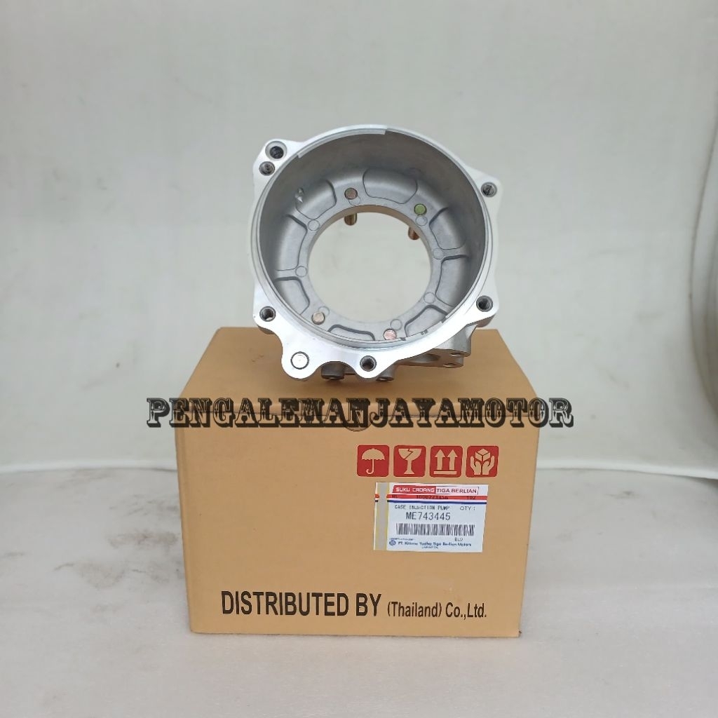 Cover injection pump/cover injection pump Canter/ps125 turbo ME743445