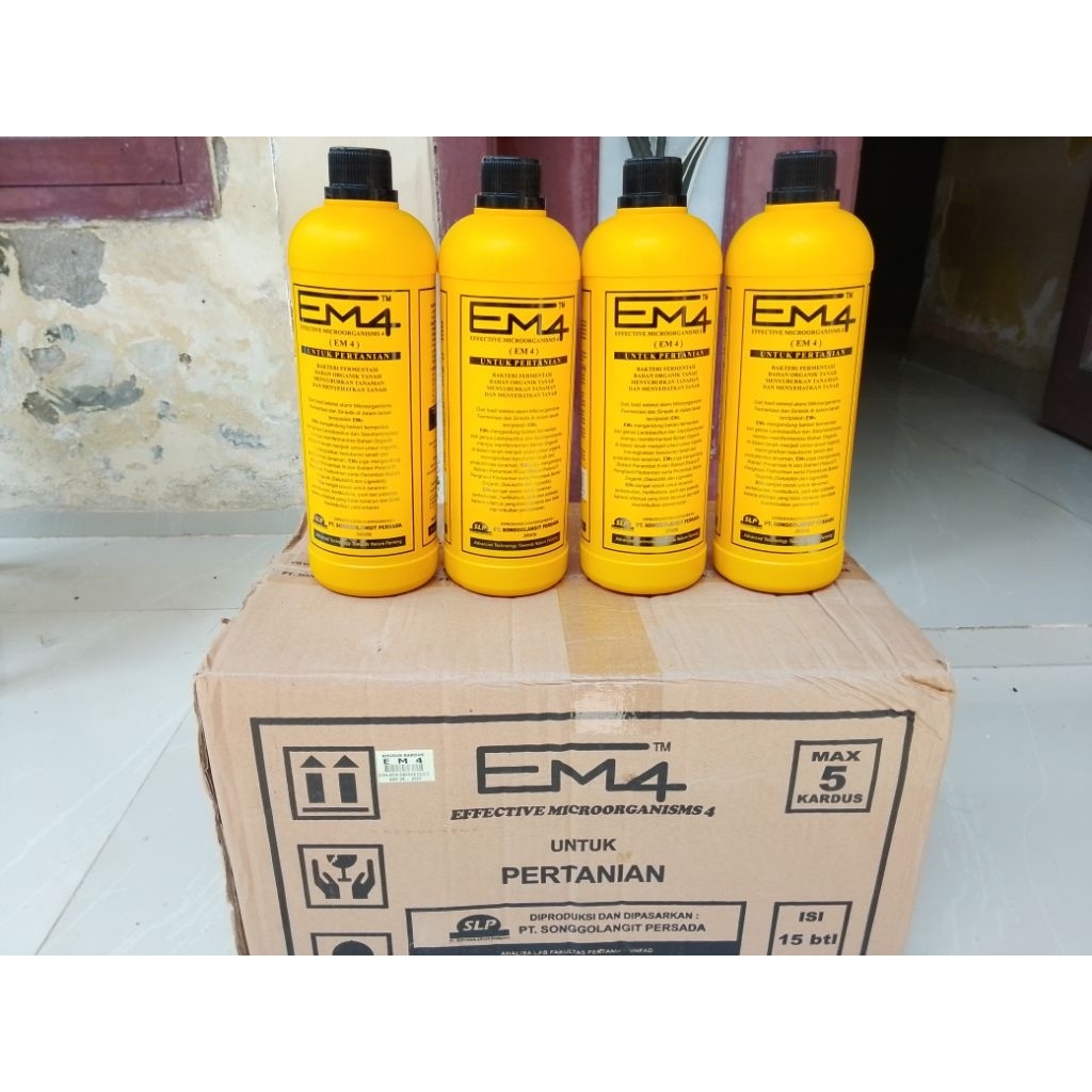 EM4 UNTUK PERTANIAN 1 DUS ISI 15 BOTOL