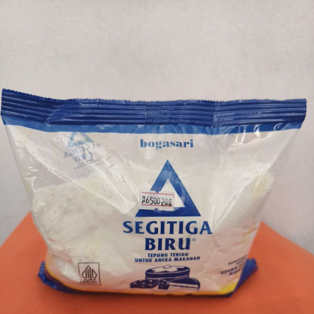 

Tepung Segitiga Biru 500gr