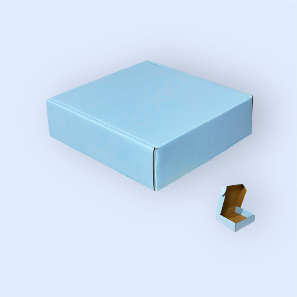 

Box diecut packaging kado gift hampers baby blue