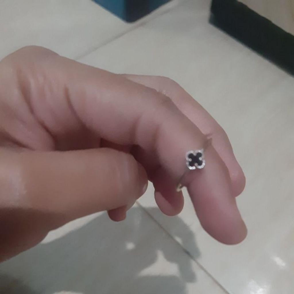 cincin emas putih vc