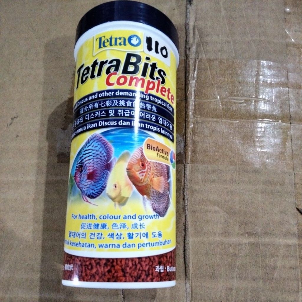 

tetra bit 93 gram / new