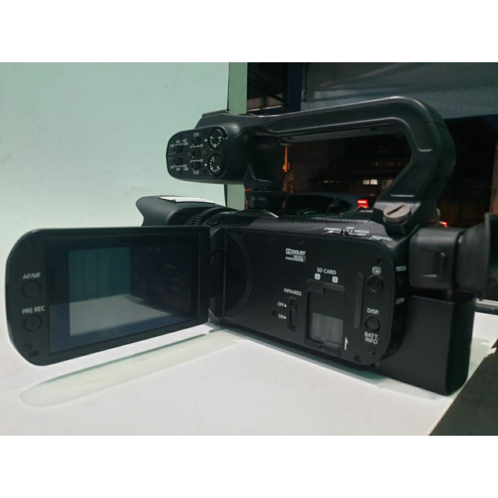 Canon Camcorder type XA11