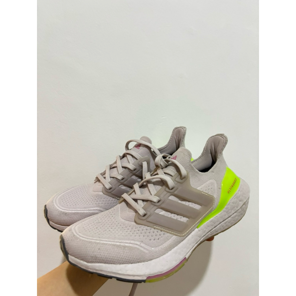 Adidas Ultraboost 21 W 38