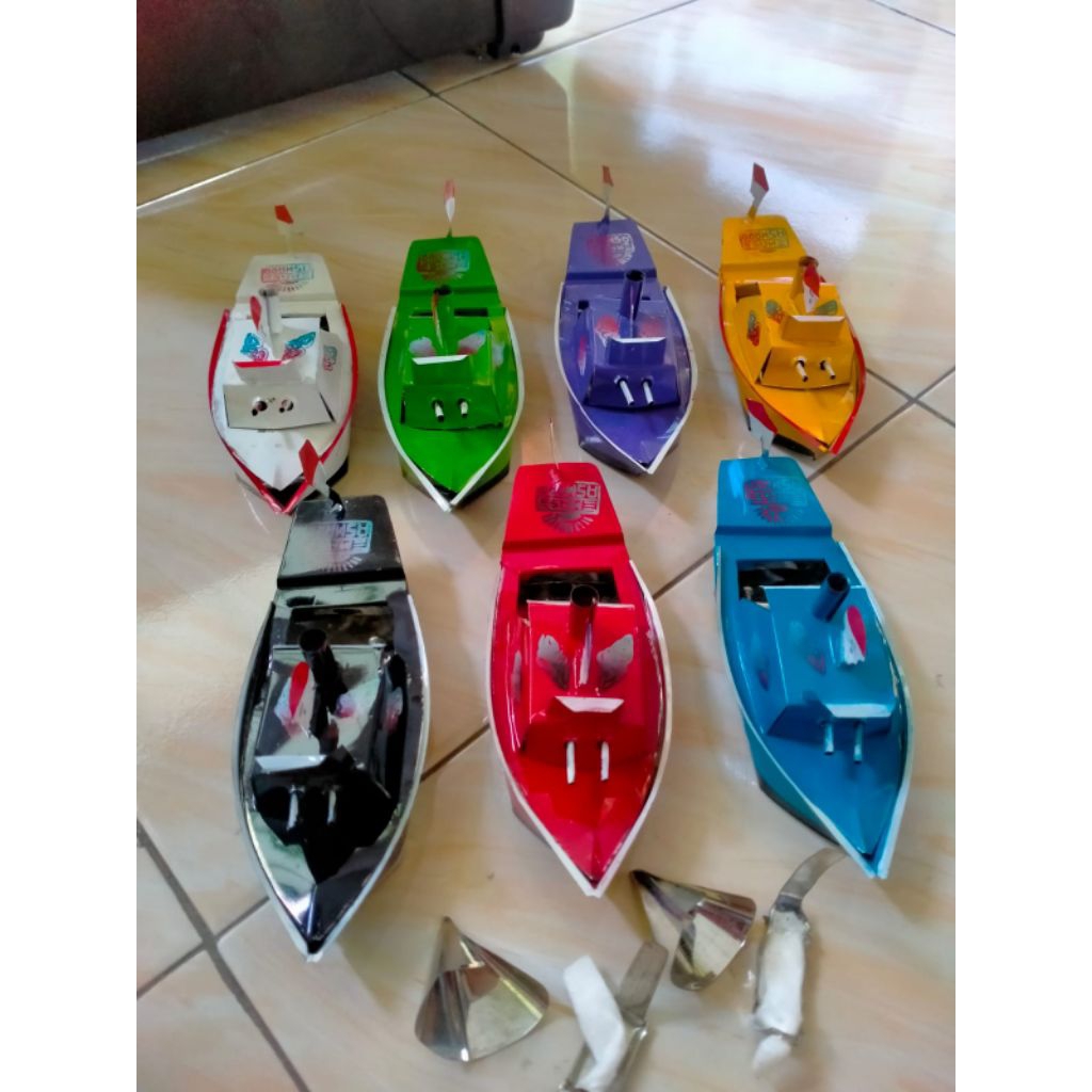 MAINAN TRADISIONAL/MAINAN JADUL OTOK OTOK BESAR MAINAN KAPAL OTOK OTOK JUMBO/PERAHU OTOK OTOK/ TERMU