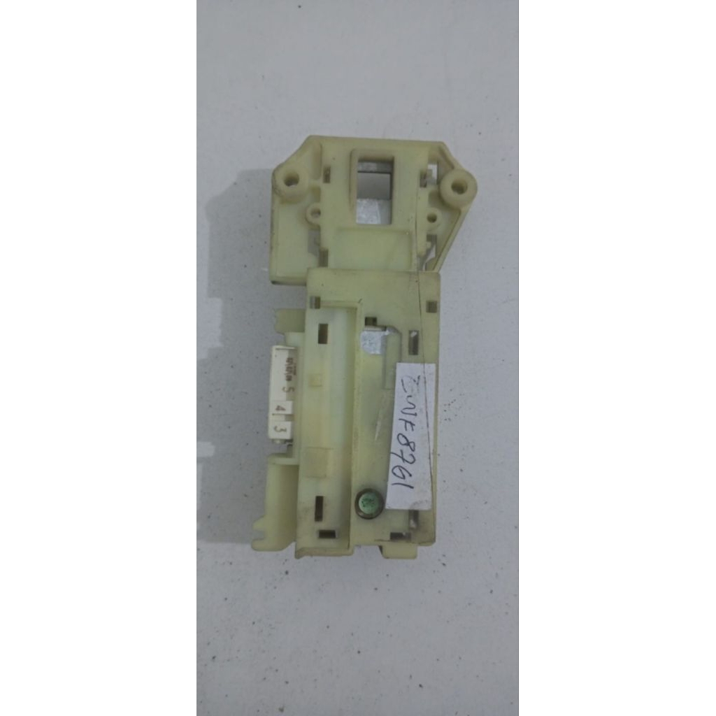 Doorlock mesin cuci front loading Electrolux tipe EWF 85761/8576