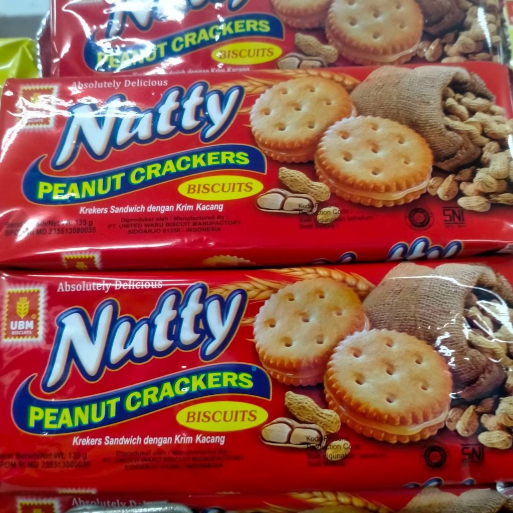 

UBM Nutty Peanut Crackers Biscuits 135 gr