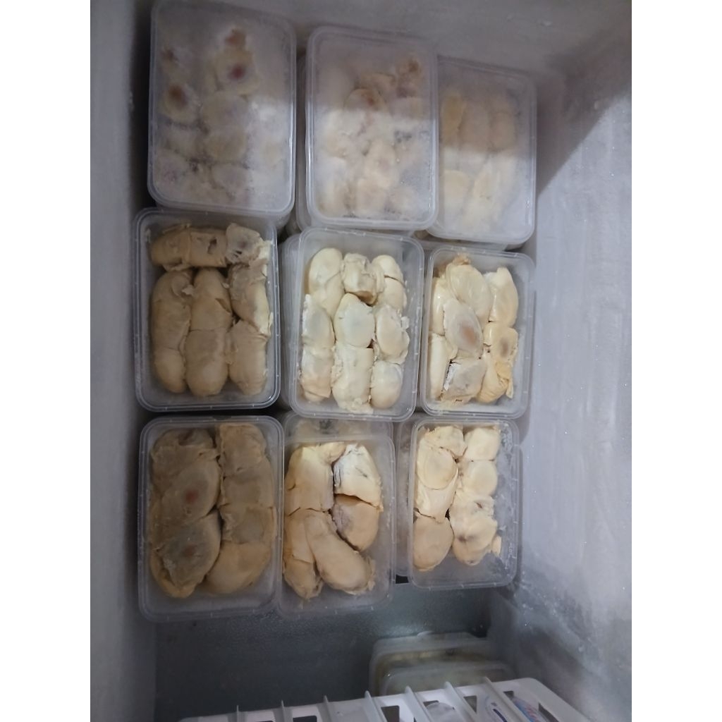 

DURIAN KUPAS LOKAL DIJAMIN MANIS UKURAN /BOX 650ML