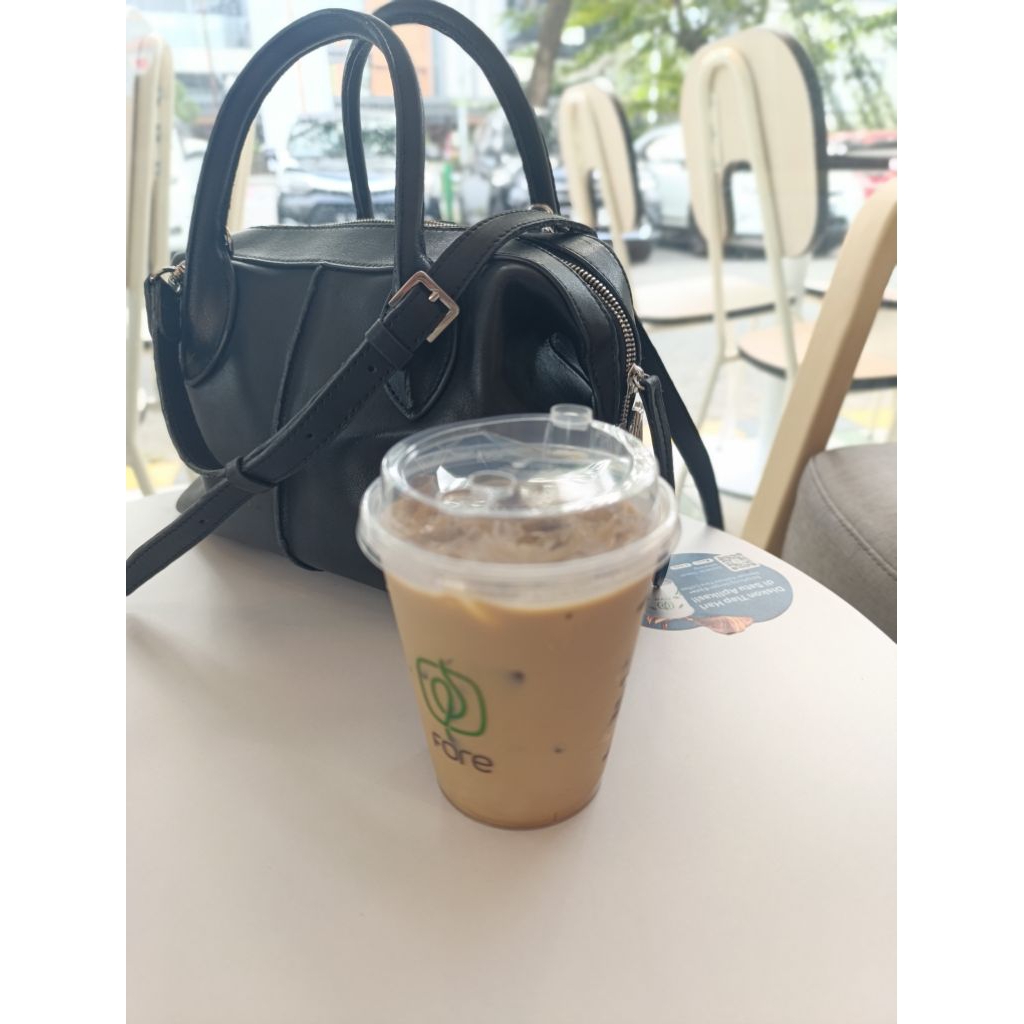 preloved Tas Marita Sling bag