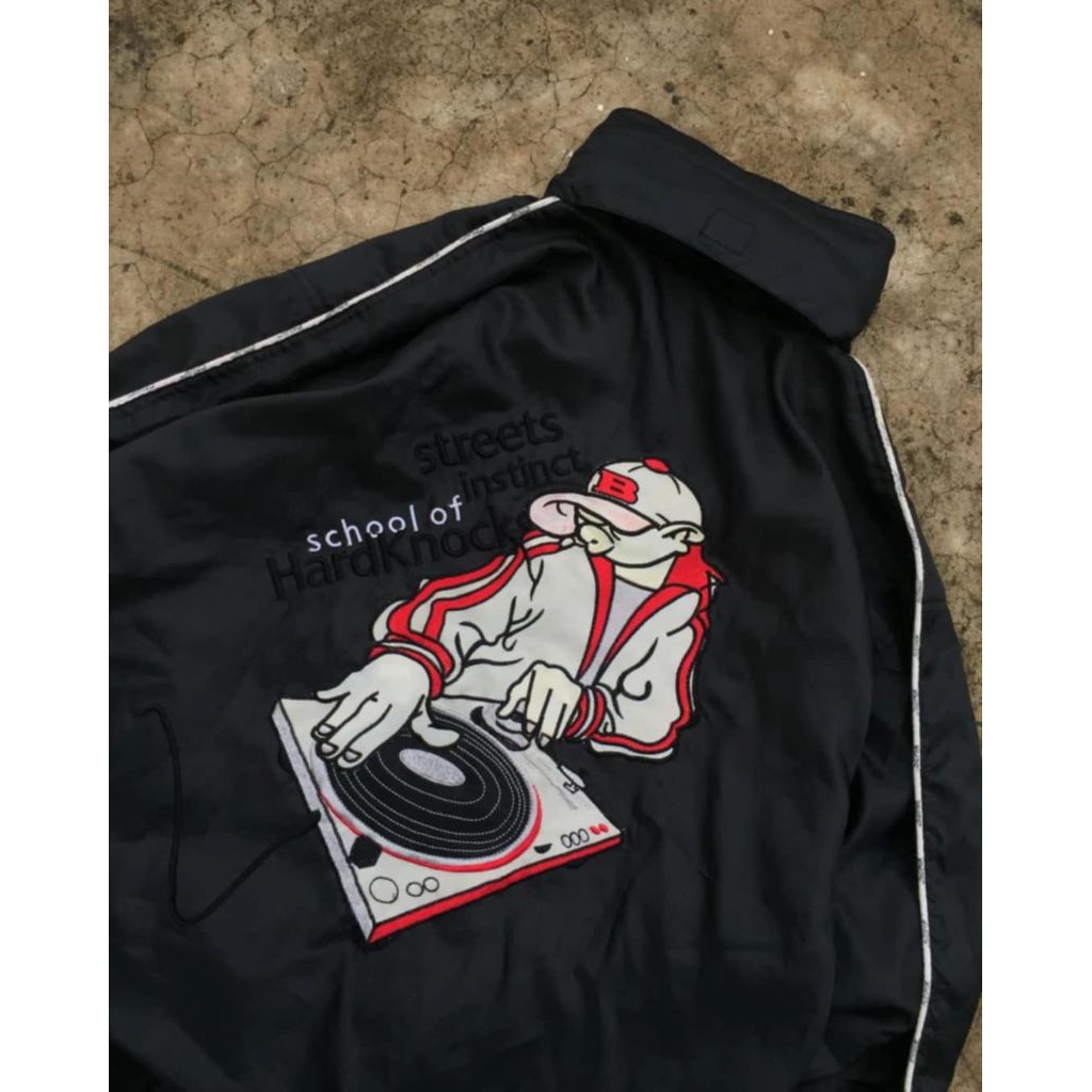 WINDBREAKER SCHOOL OF HARD KNOCKS (SOHK)