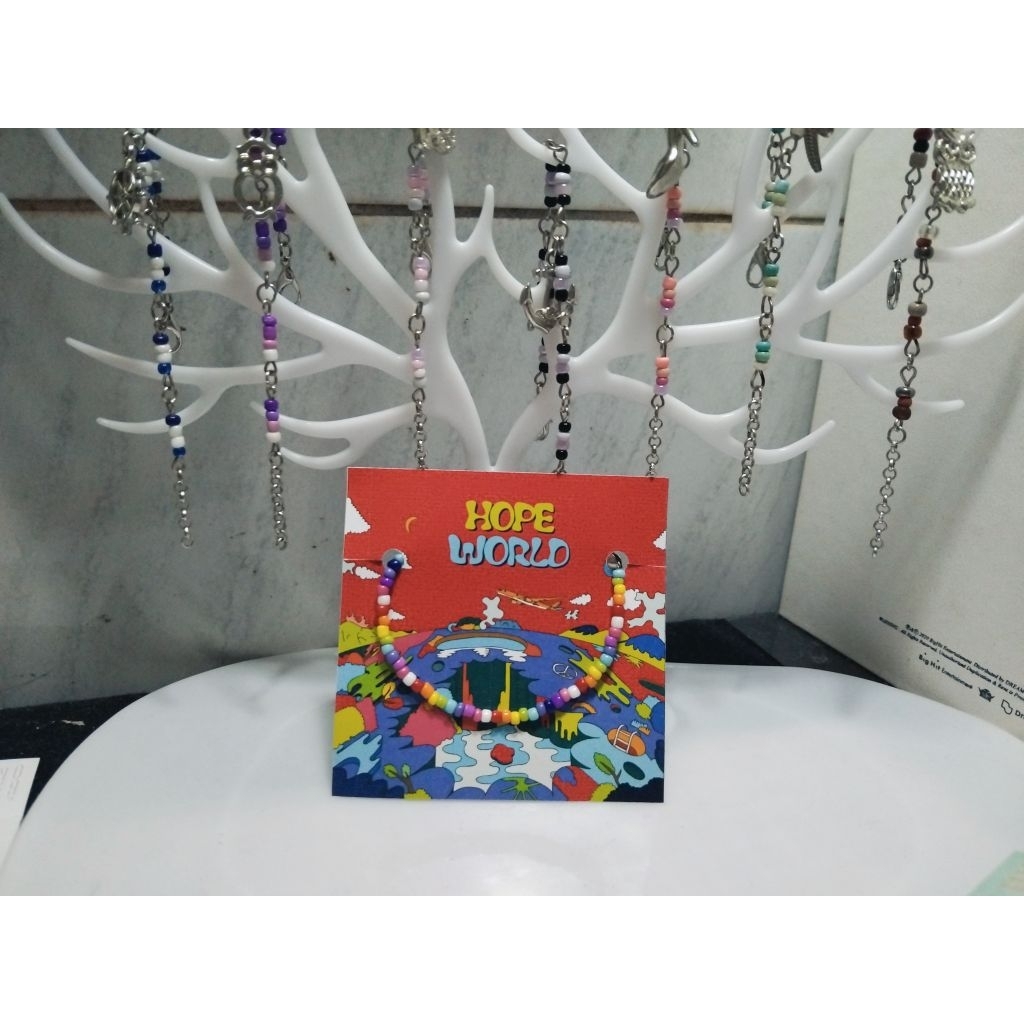 Gelang BTS Jhope Hope World