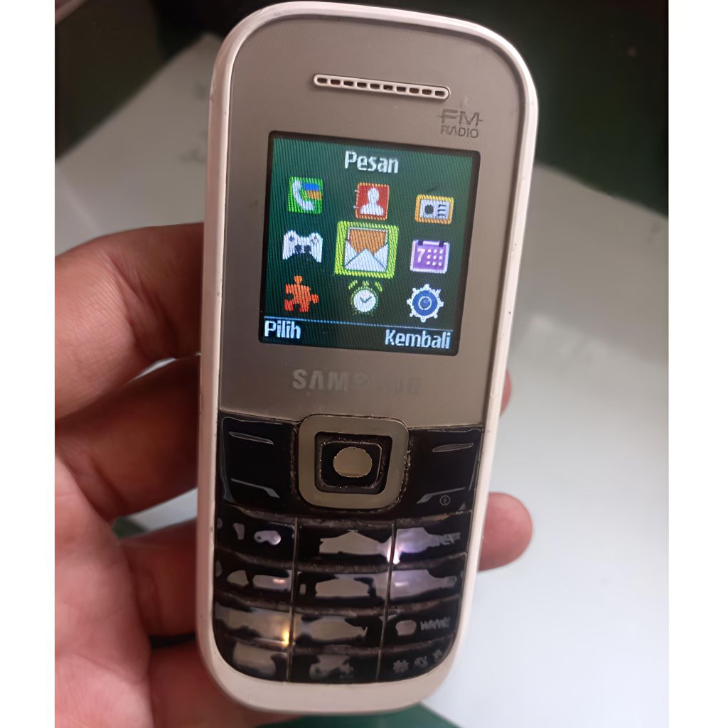 HP Samsung senter GT E1205 second normal siap pakai