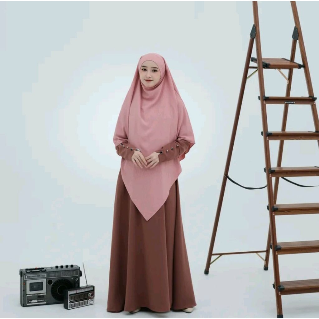 Preloved Mahira abaya anti uv by Sundara