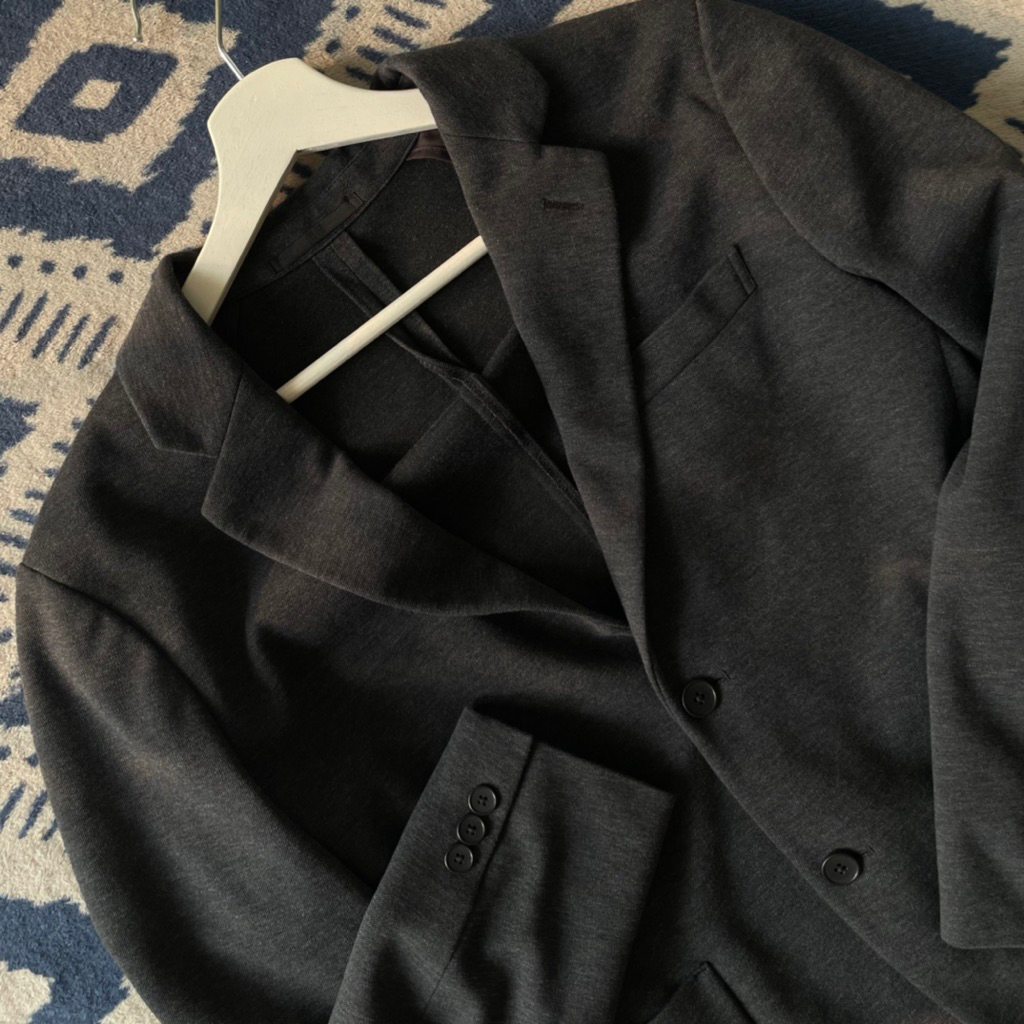 UNIQLO BLAZER DARK GREY JACKET COMFORT SIZE L