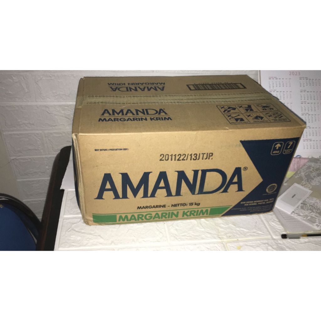 

Margarine Amanda cream 15kg Kartonan Instan Only