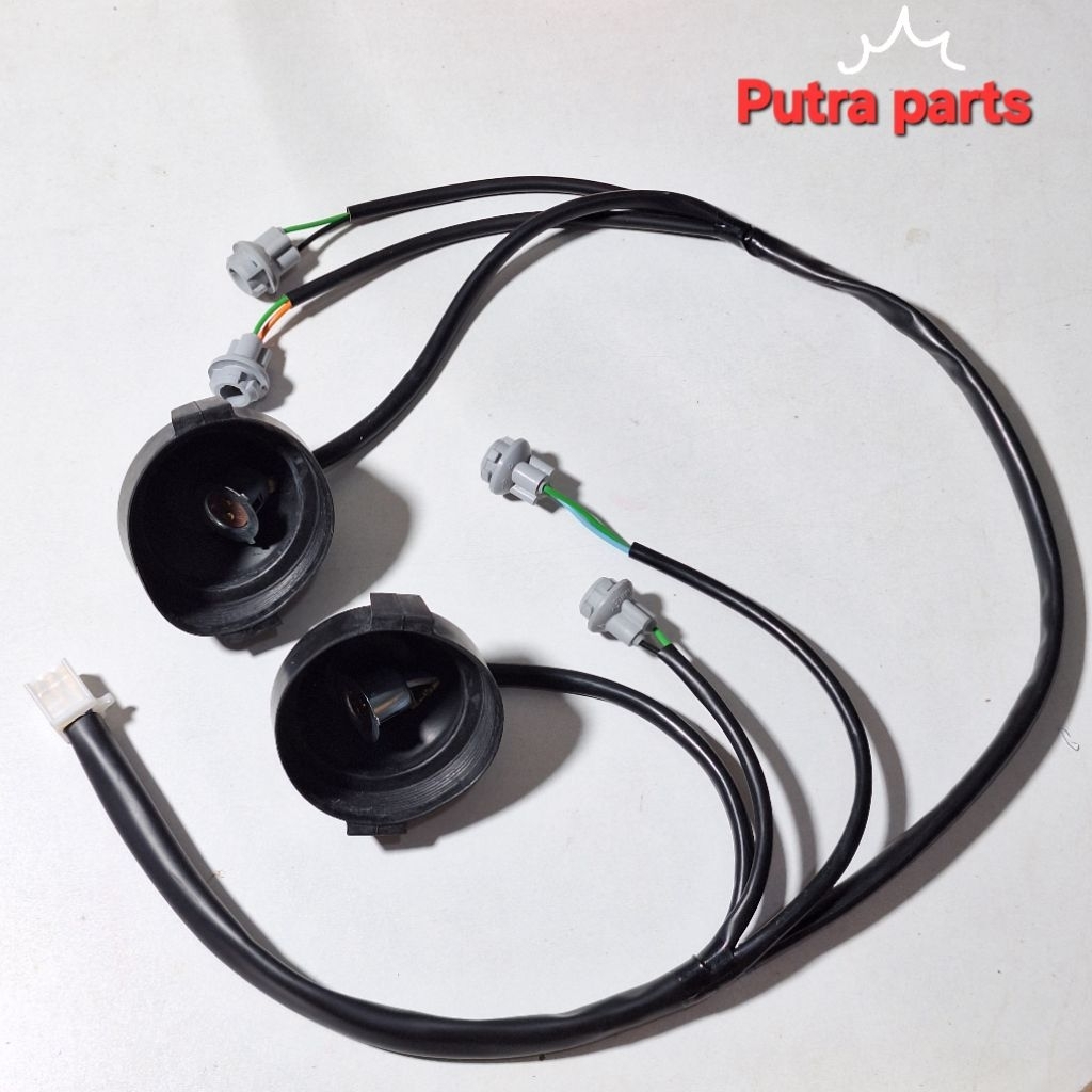 Fitting lampu depan Vario Kzr 125 old
