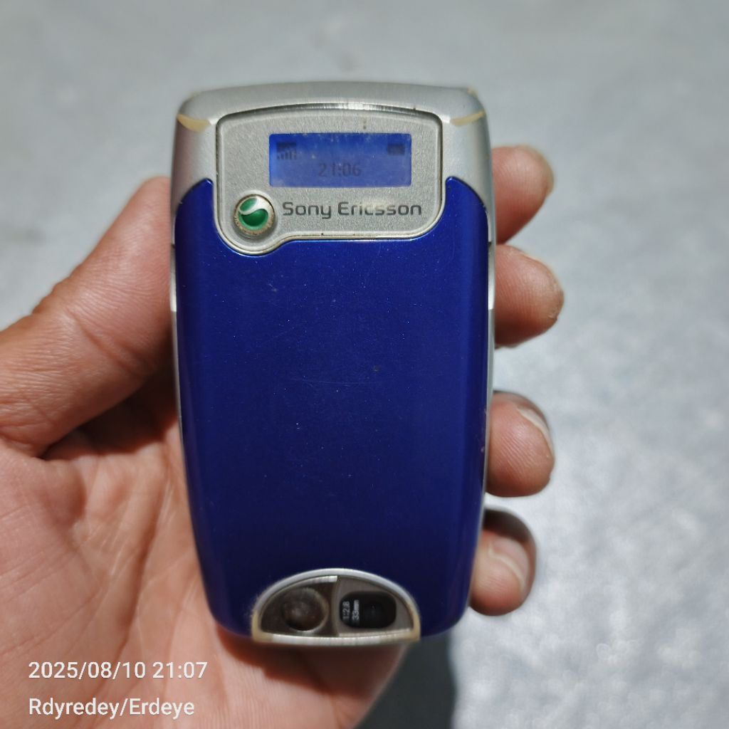 Hp Jadul Bahan Sony Ericsson Z600