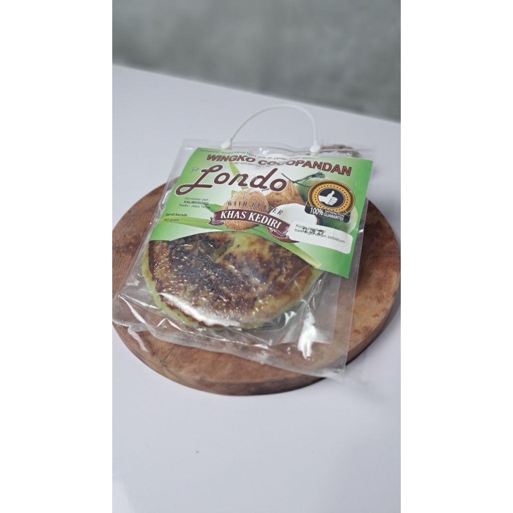 

Wingko Tjap Londho Rasa Cocopandan - Camilan Khas kediri Tjap Londho