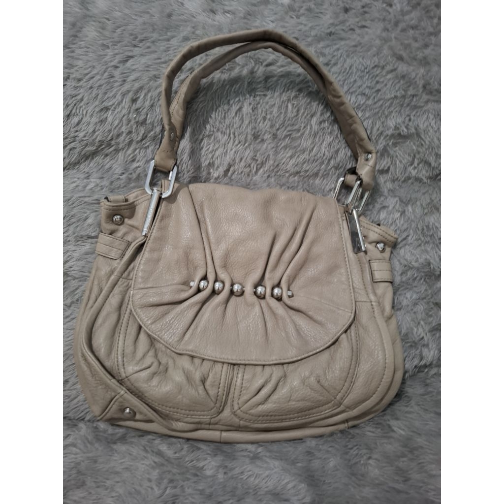 B makowsky hobo bag