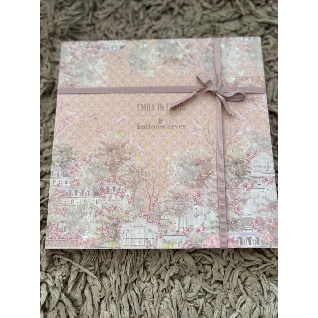 BUTTONSCRAVES The Parisian Voile size XL -FLEUR