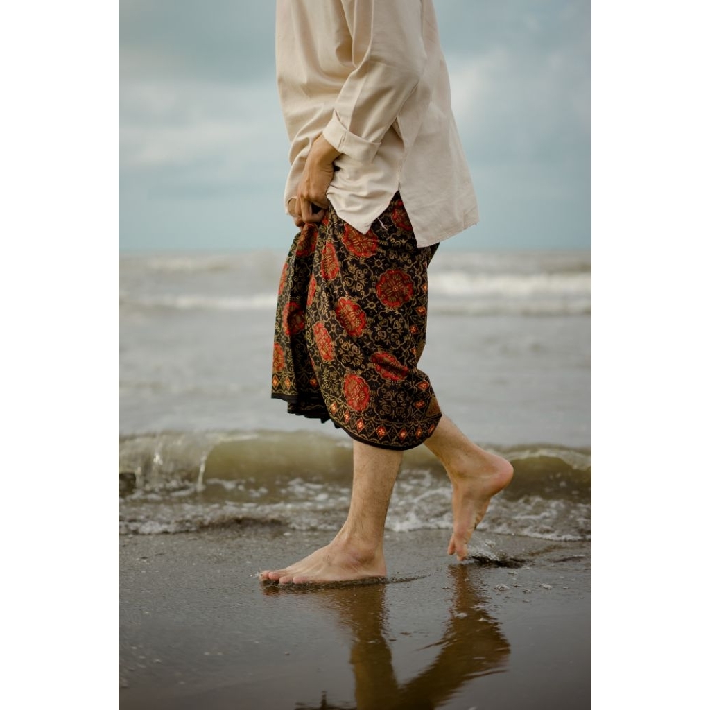 sarungBatiksarungbatikcapsarungbatikJlamprangPekalongansarungbatikkombinasitulis