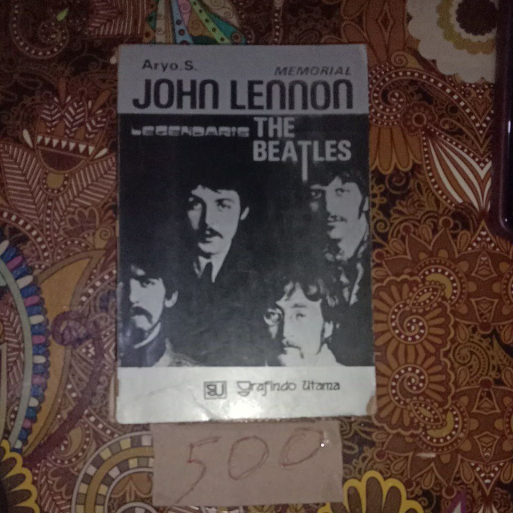 BUKU LEGENDARISTHE BEATLES,JOHN LENNON