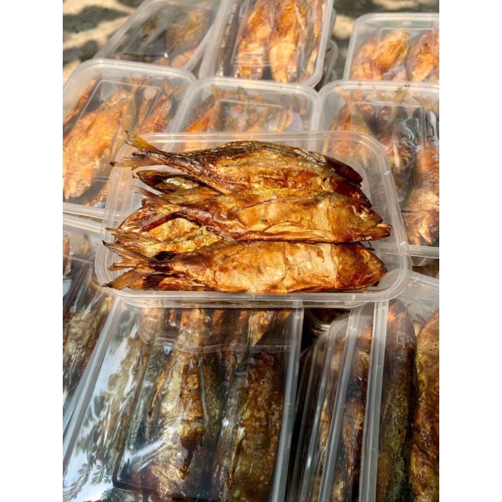 

Ikan Asap Medai Isi 8-9