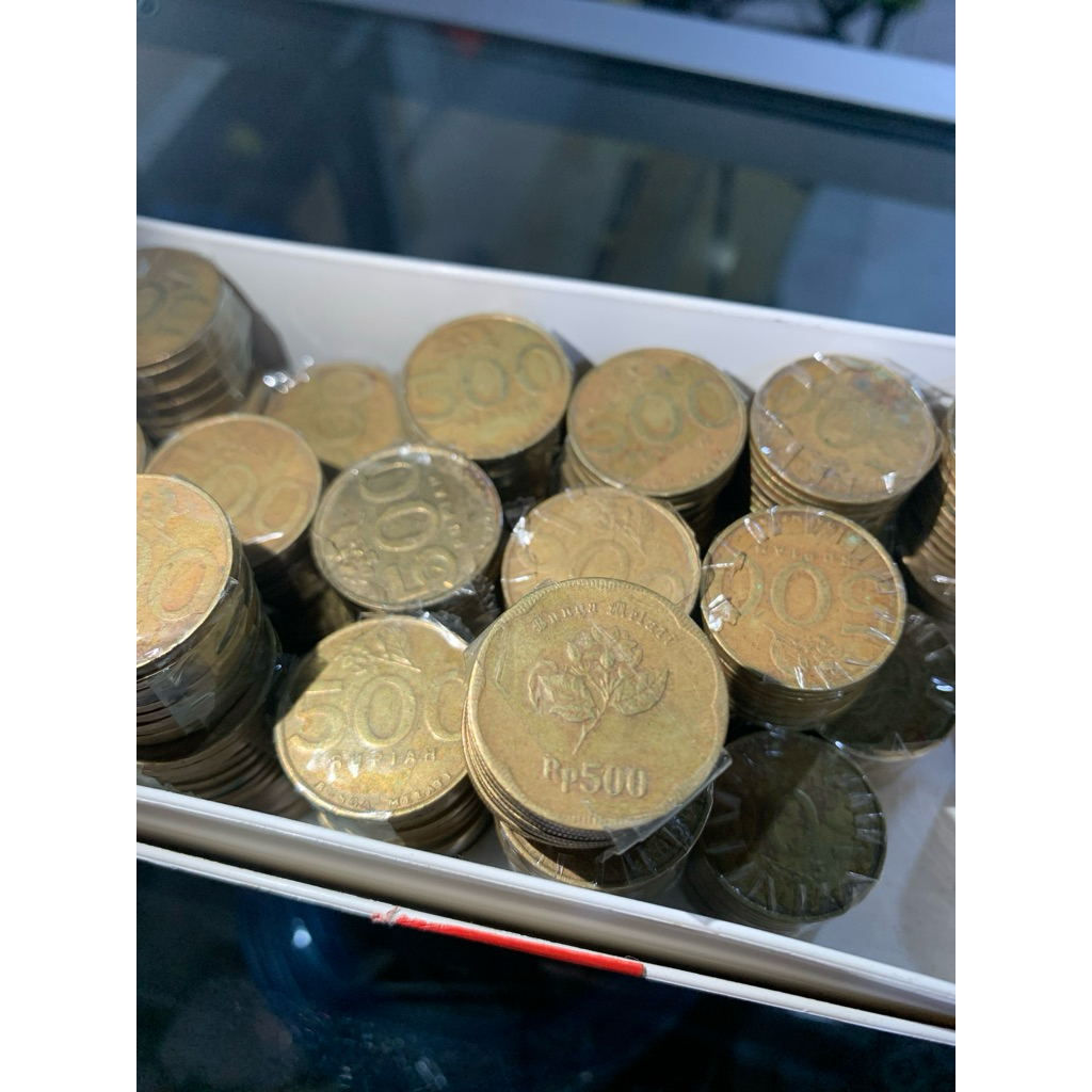koleksi kuno koin Rp 500 kuningan