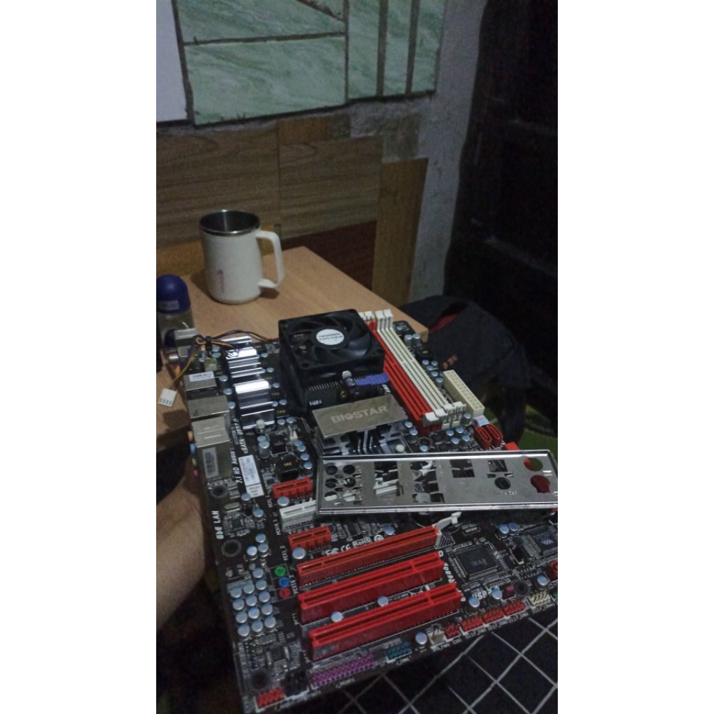 mobo AM3 biostar TA870+ procesor AMD Phenom II X6 1055T