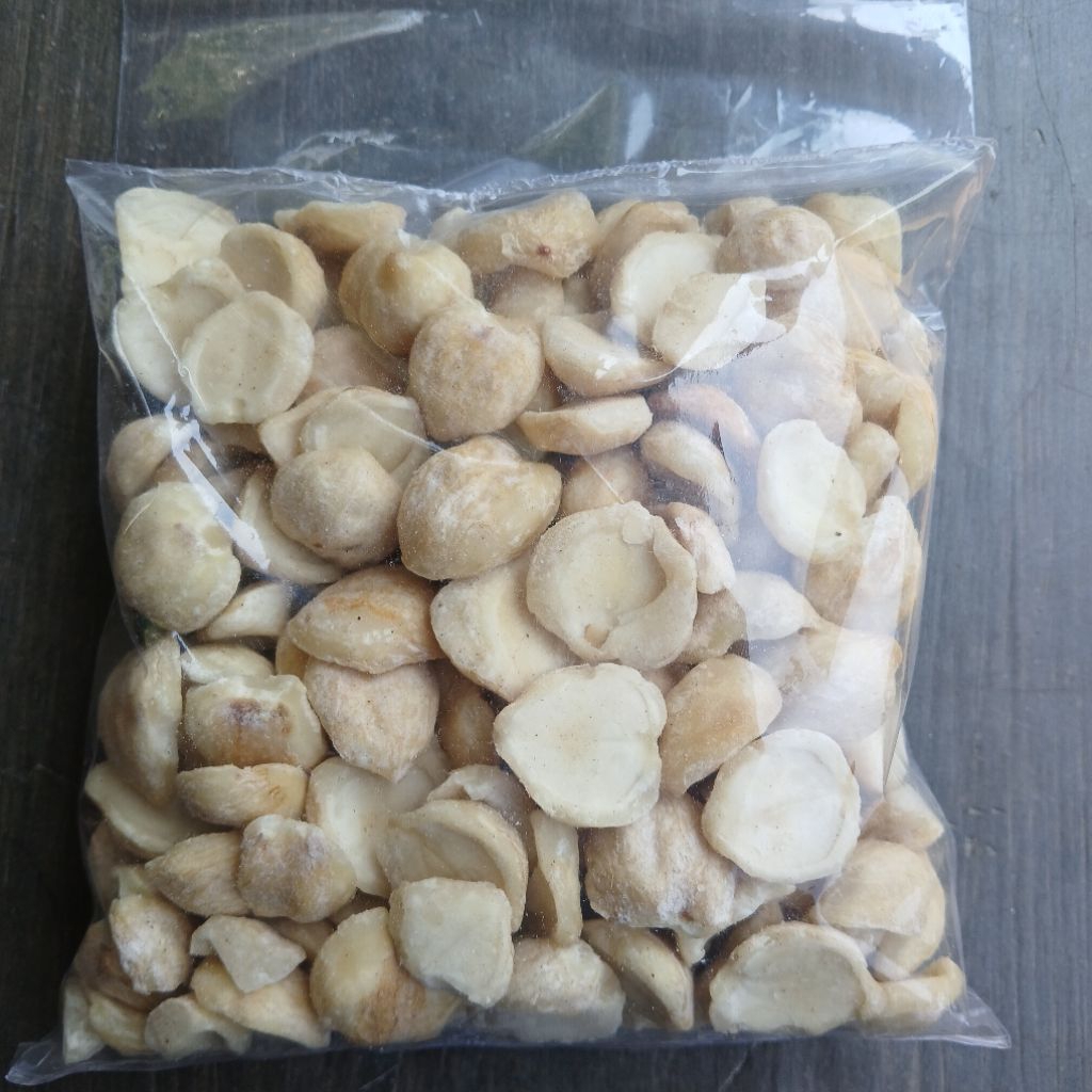 

KEMIRI PECAH 250 gram