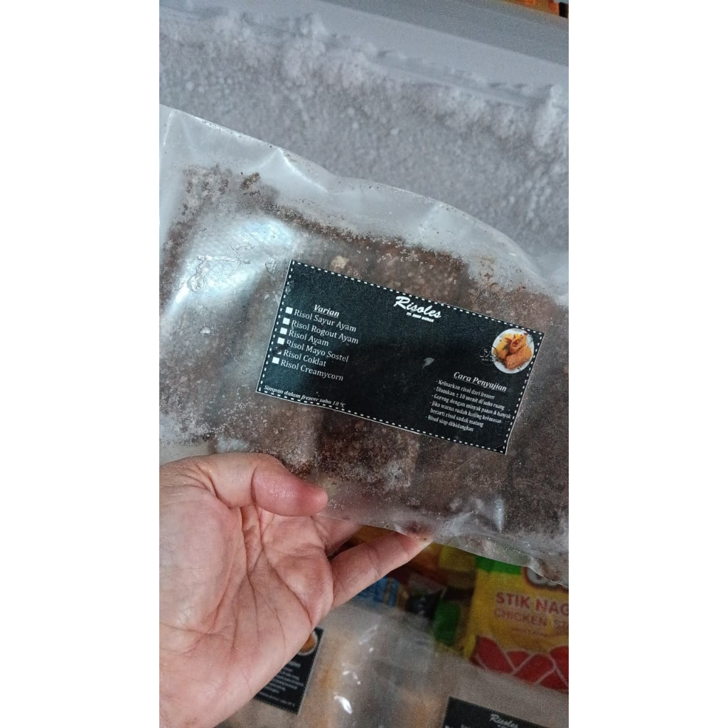 

RISOL COKLAT LUMER ISI 5 PCS