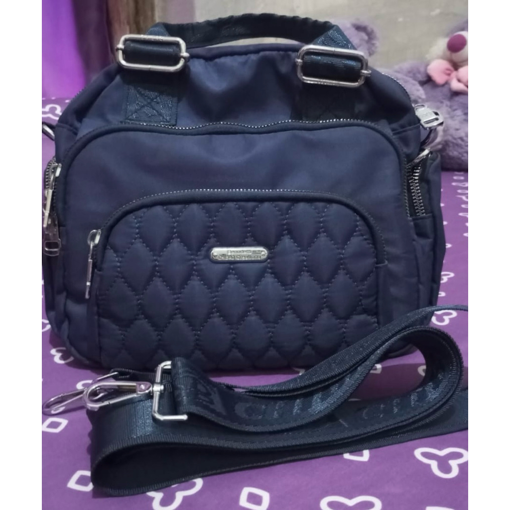 Preloved Tas Selempang Wanita Chibao (Like New)