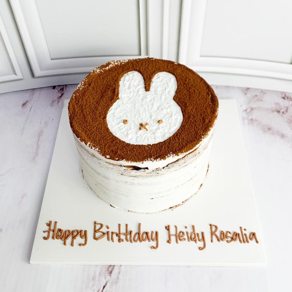 Kue Ulang tahun/Birthday Cake/Kue Ultah Tema Rabbit/Kue Tiramisu
