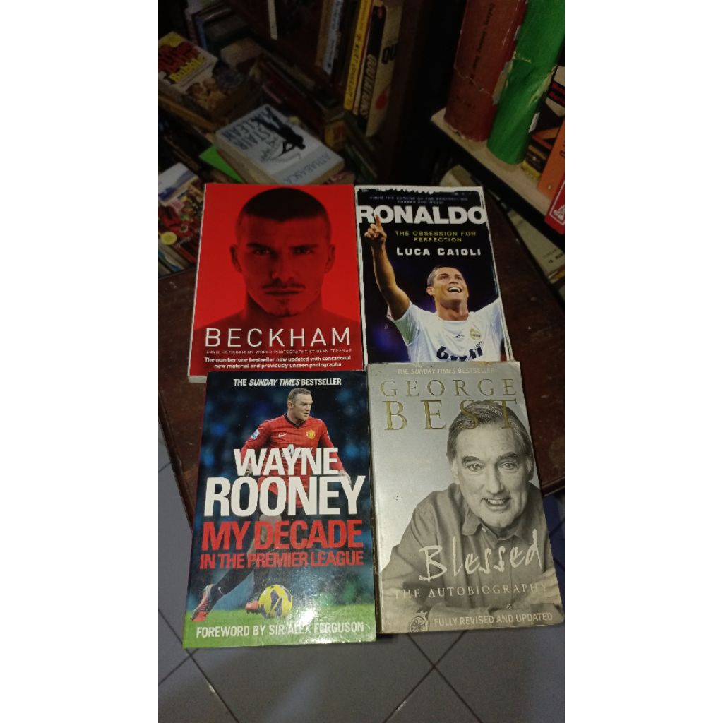 Paket 2 Buku Legend MU (1) Rooney (2) Beckham: David Beckham My World Photography by Dean Freeman