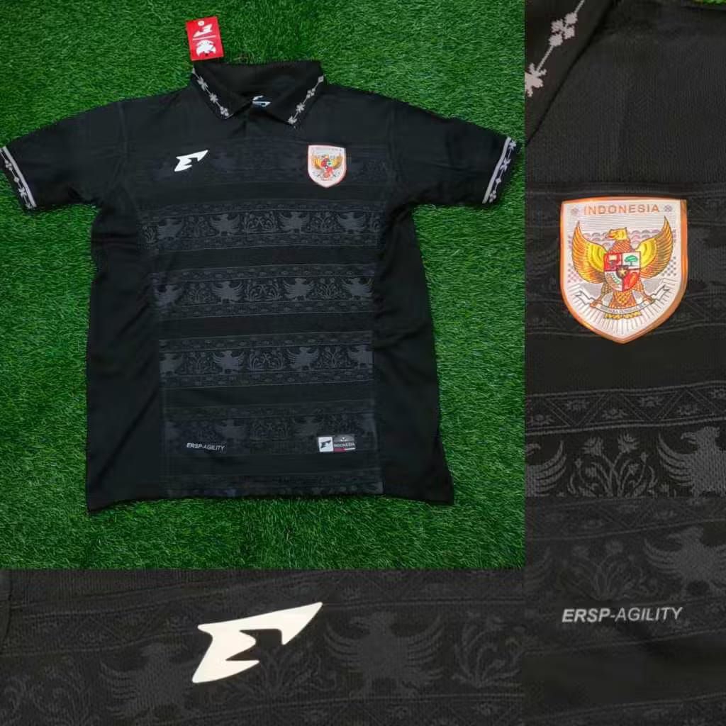 "JERSEY BOLA TIMNAS INDONESIA GK KIPER HITAM 2025-2026 SEPAK BOLA HIGH QUALITY.