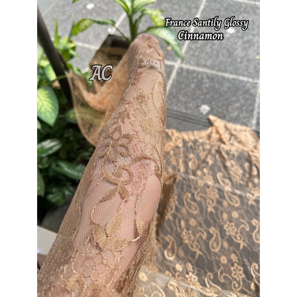 Kebaya kain brokat Metalic shantily Daun Sirih