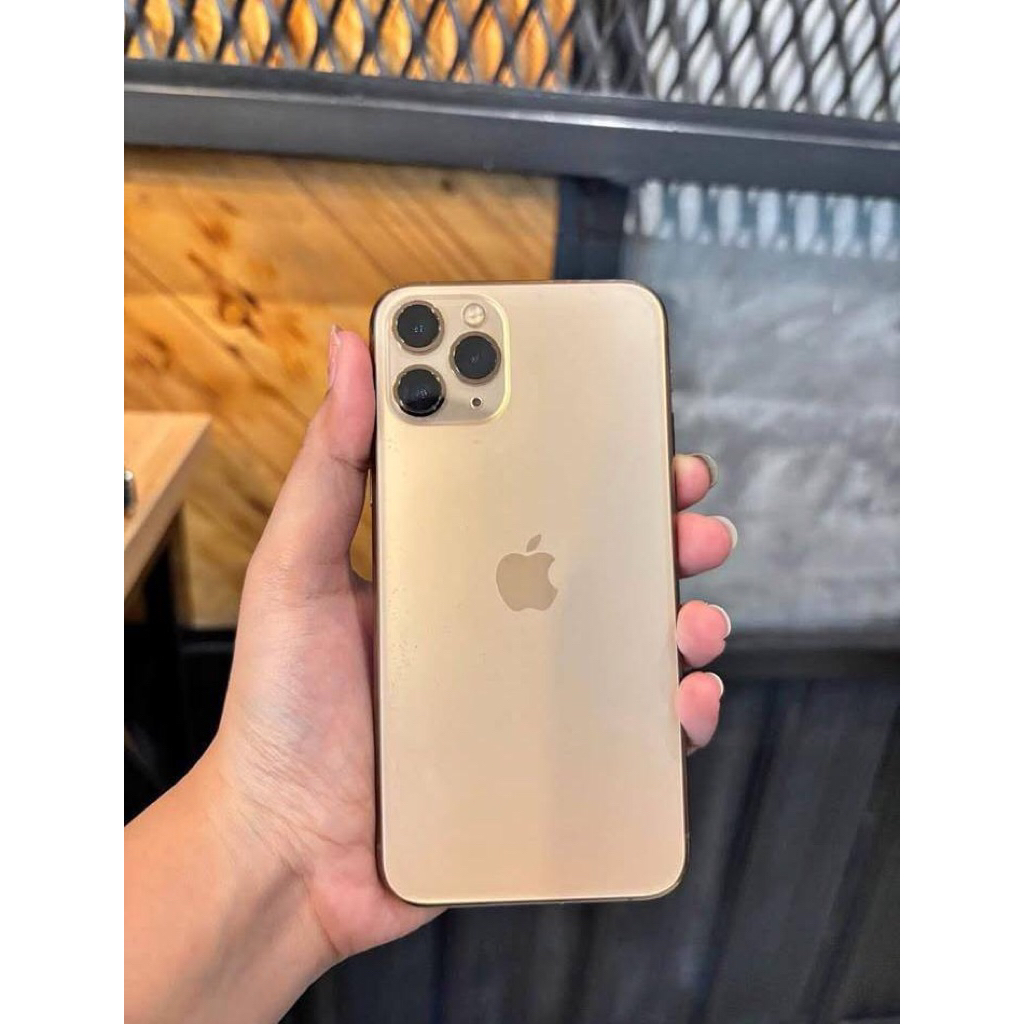 Iphone 11 Pro max 256gb Warna Gold Second Beacukai Full Set [ Semua kartu - Sinyal Permanen ]