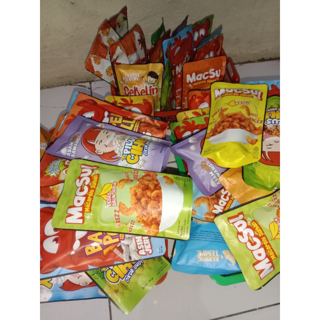 

Cemilan keluarga dari "CEKELIN "... (50gr) Mie Lidi Yoi