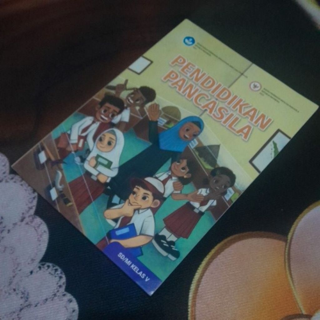 buku paket siswa kurikulum merdeka Pendidikan Pancasila / ppkn / pkn kelas 5 sd