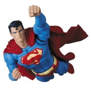 Medicom Toy Mafex No 117 Superman Batman Hush Version DC Universe