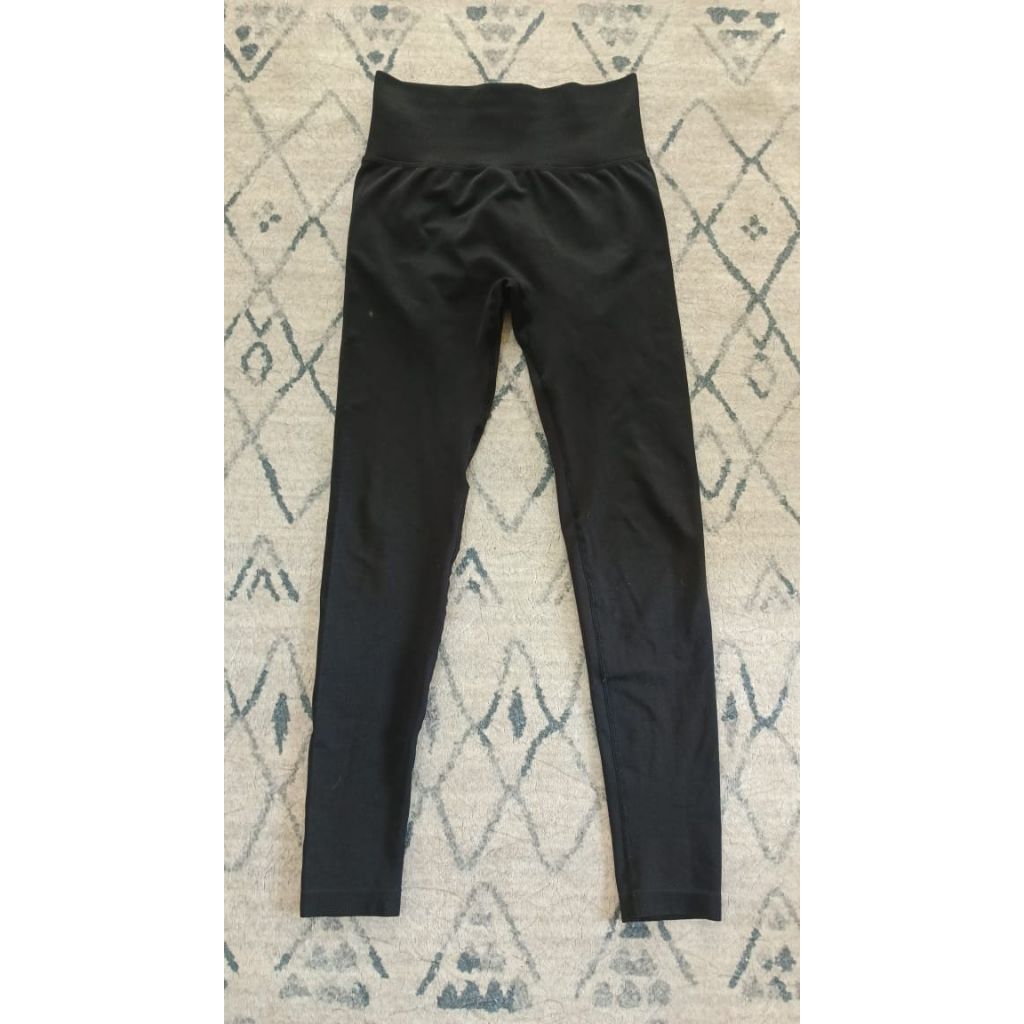 Legging Olahraga Wanita Preloved