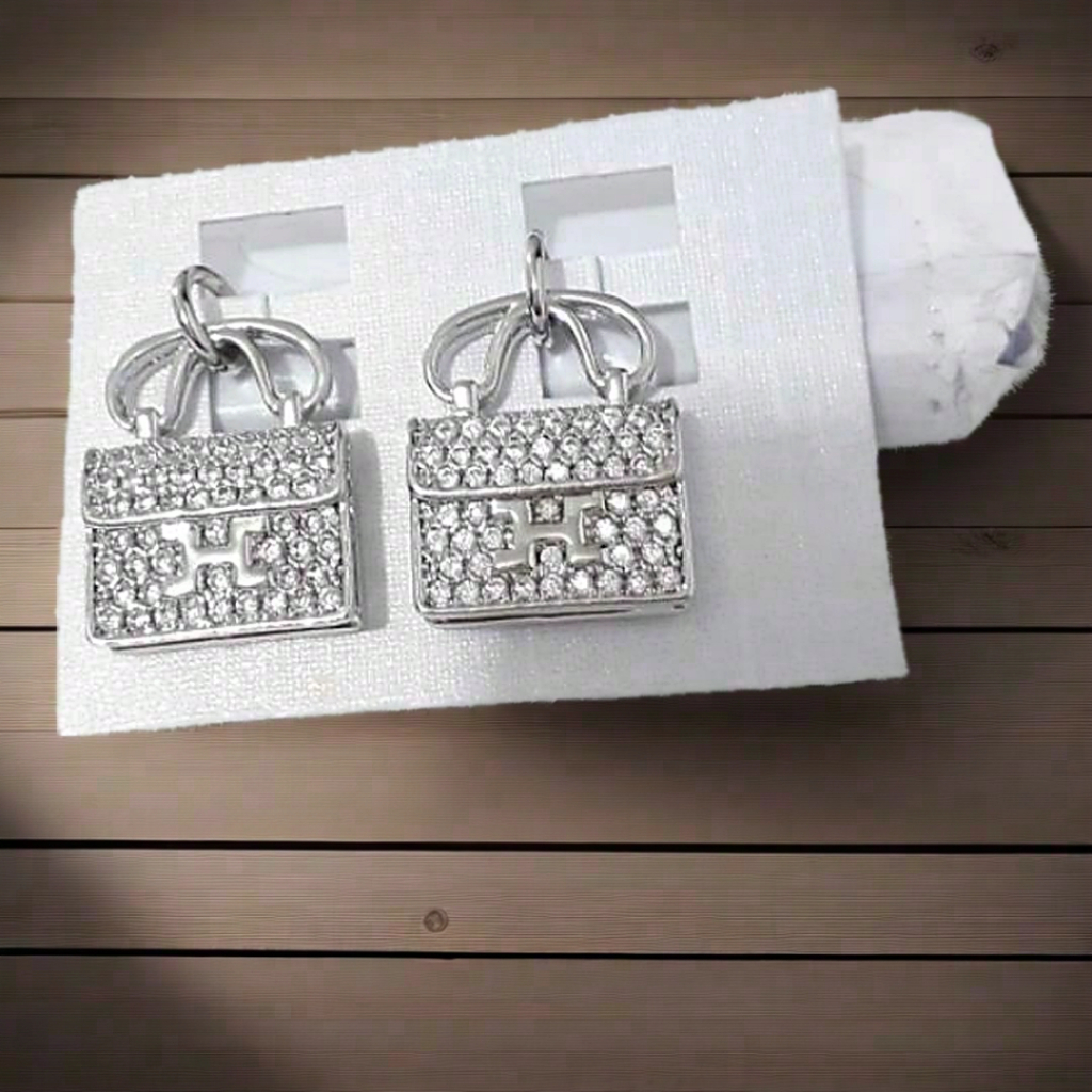 Liontin Permata Motif Tas Silver Cantik Aksesoris Perhiasan Fashion Wanita (1pcs)