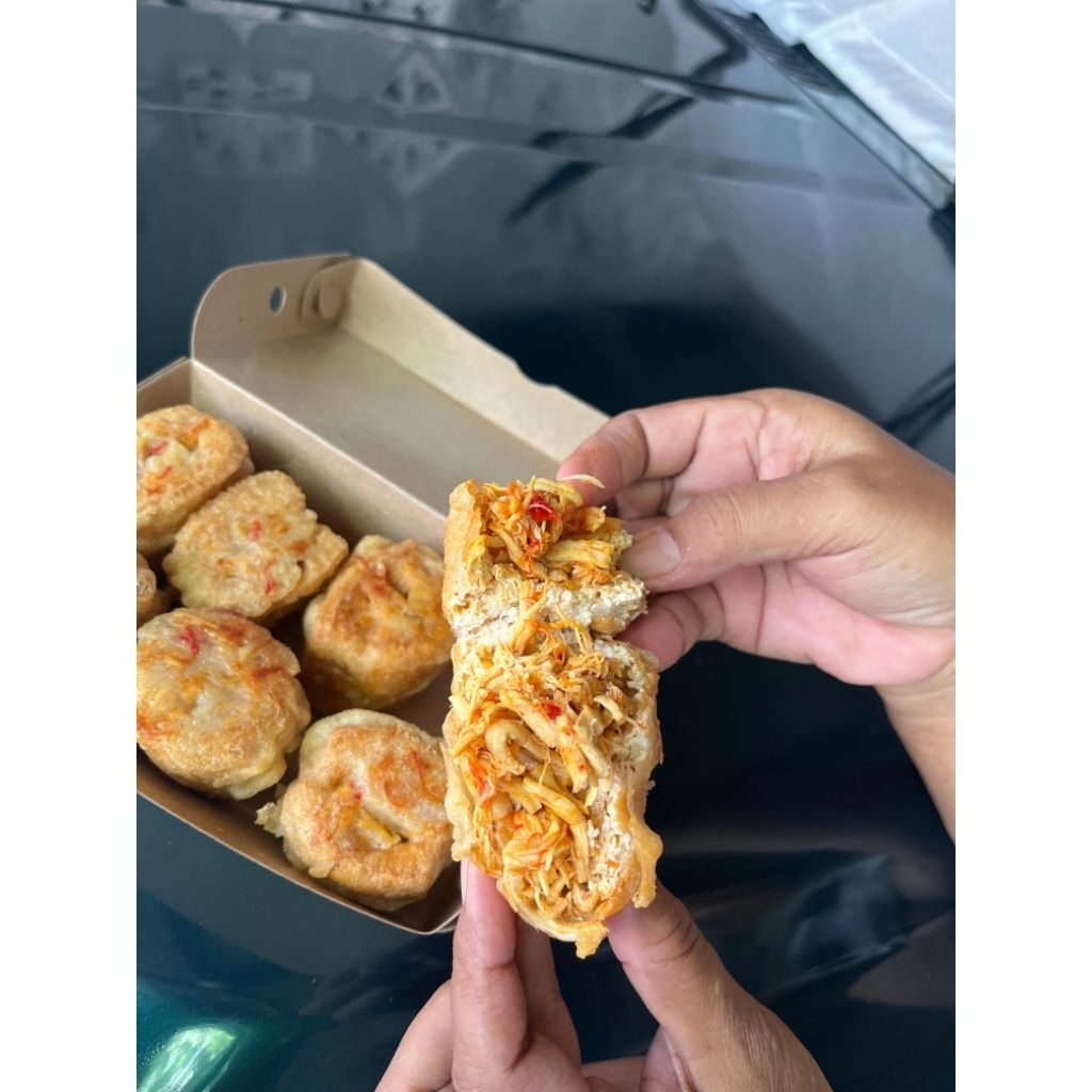 

Frozen Tahu Ayam Suwir Isi 5//Frozen Tahu Huha//Full Ayam Suwir