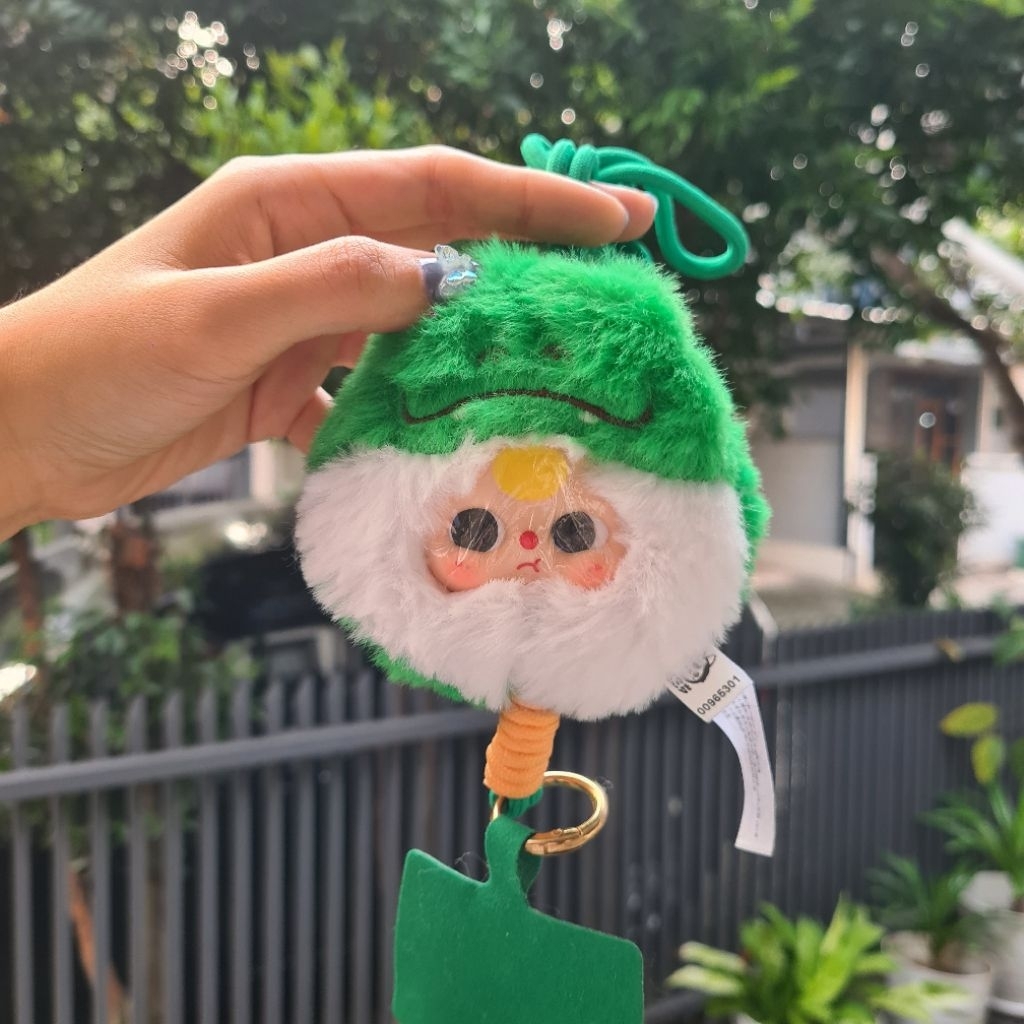 

Lanyard baby three. BARU