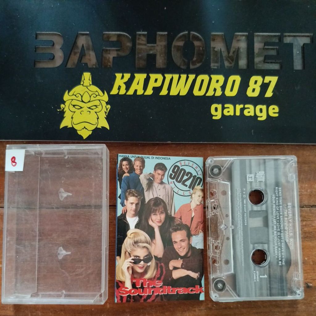 kaset pita,,,BEVERLY HILLS 90210 THE SOUNDTRACK