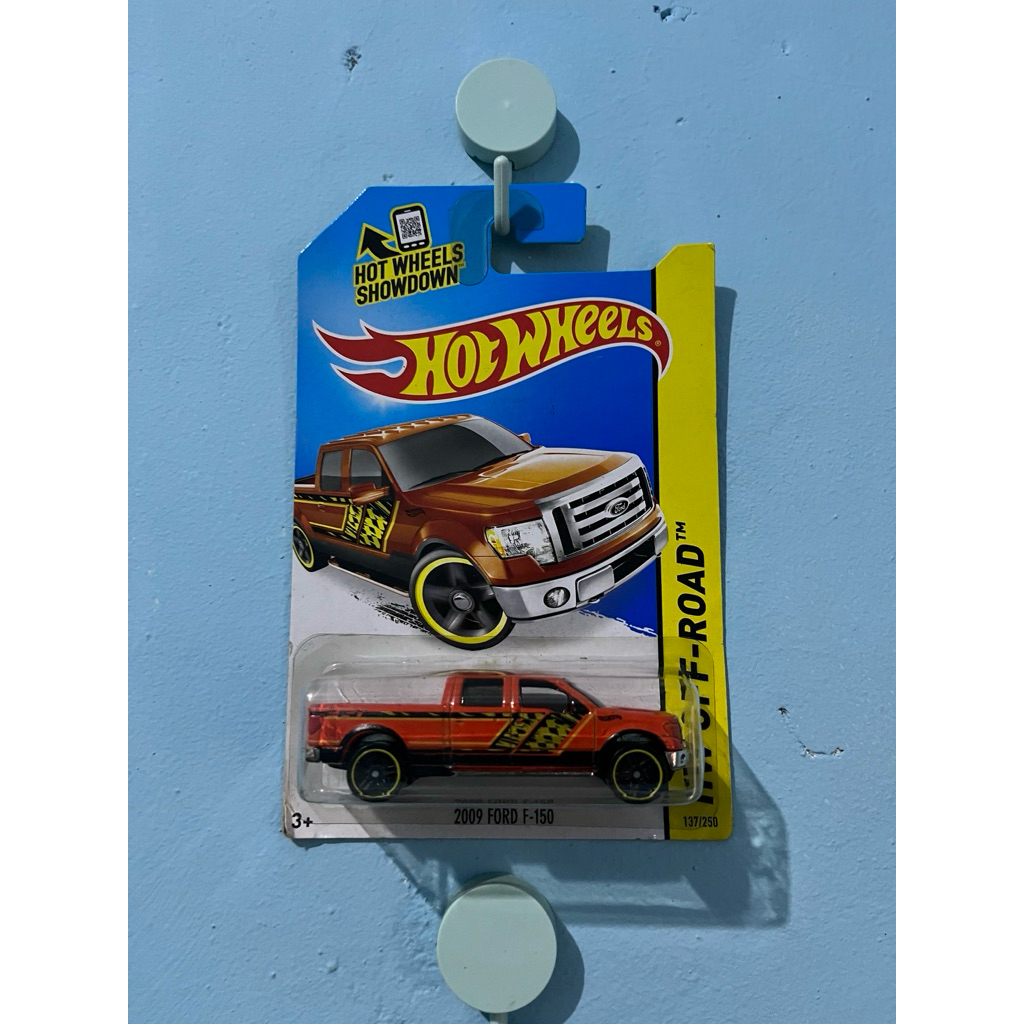 [HOT ITEM] Hot Wheels 2009 Ford F-150 Gold Hw off road