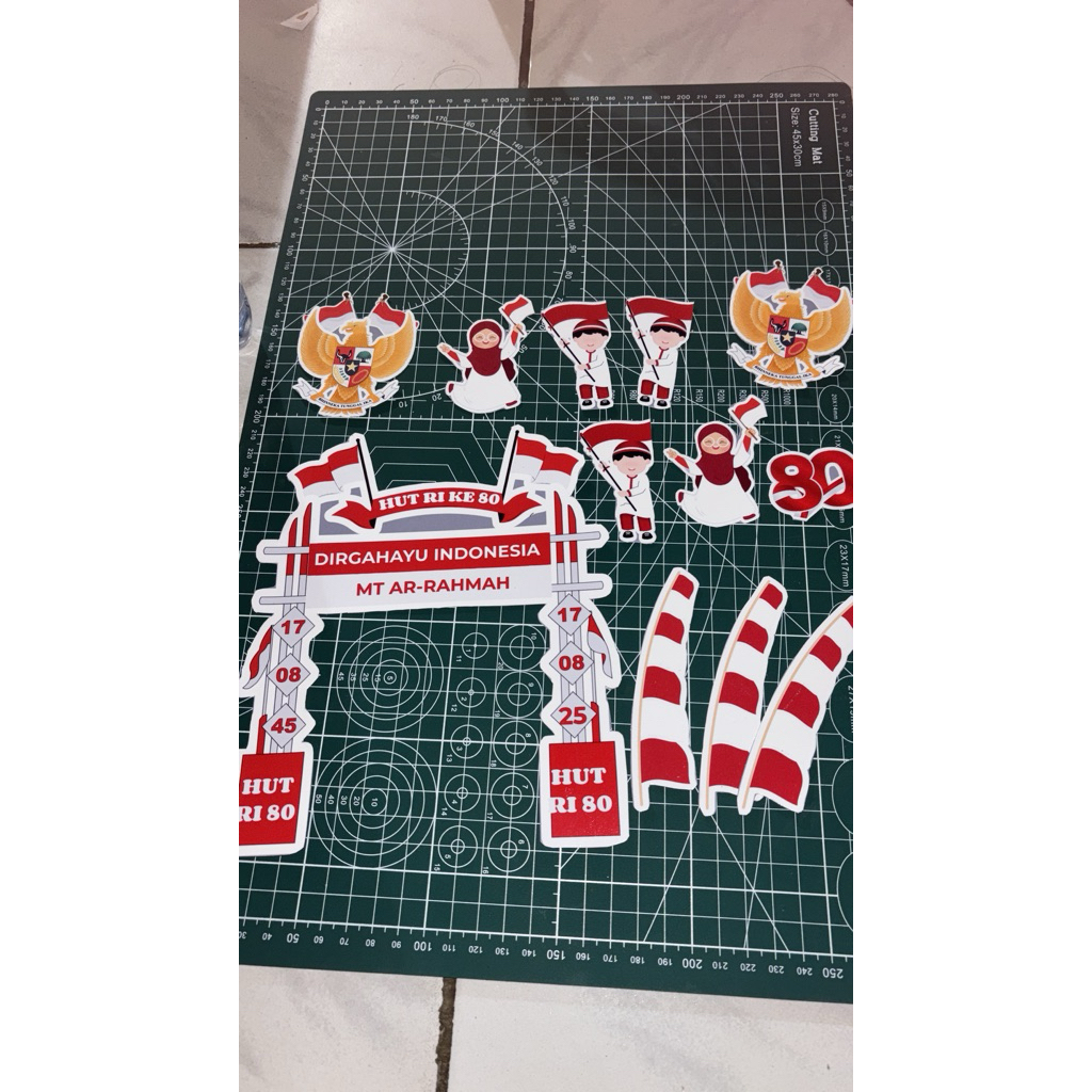 Hiasan tumpeng kemerdekaan